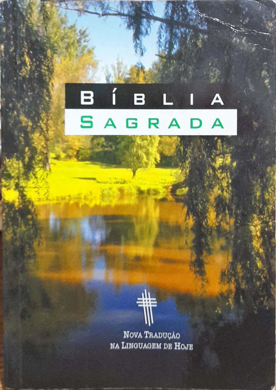 Biblia Sagradaova Traducao na Liguagem de Hoje LIKE NEW Portfolio design