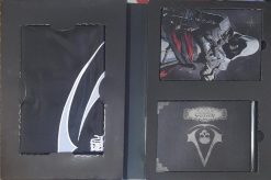 BOX - Assassin's Creed Iv - Black Flag - livro + 3 discos Xbox 360 + Bandeira + 2 posters